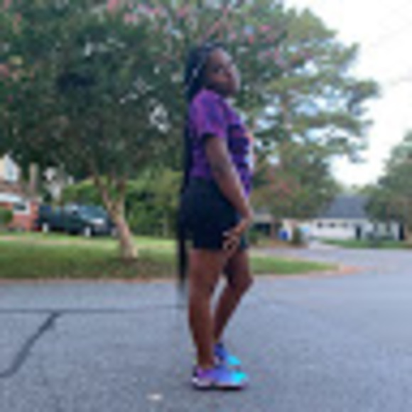 Meet your Posher, Aaliyah - Picture 1 of 1